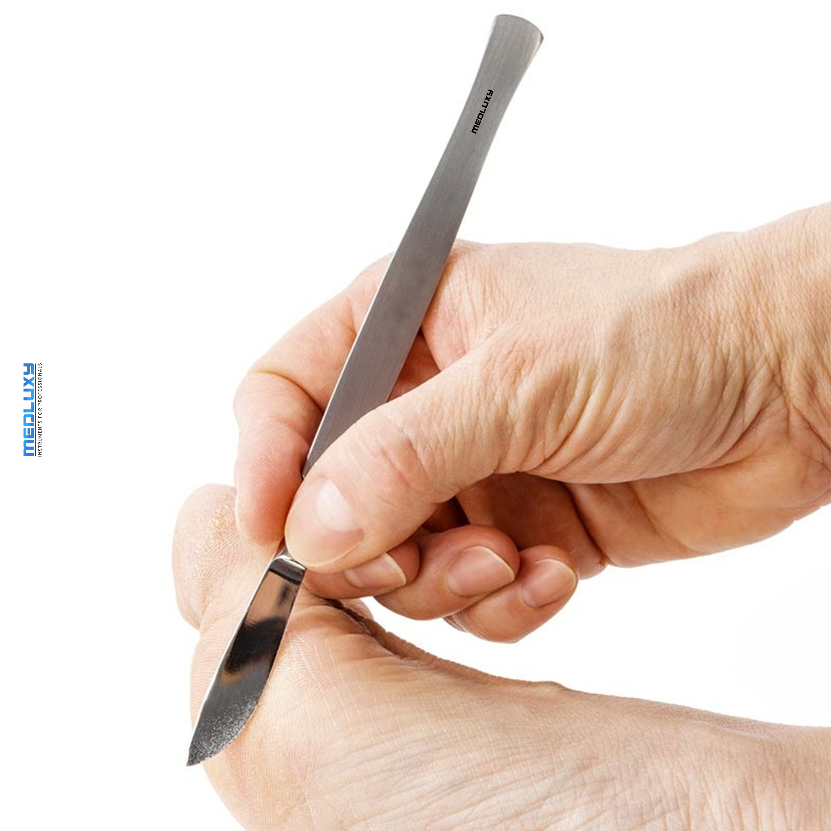 Medluxy - Pedicure Eeltschraper - Scalpel - 15.5 cm - RVS - (eeltmes, callus eelt verwijderaar, eeltschaaf, scalpel) [MP0476]