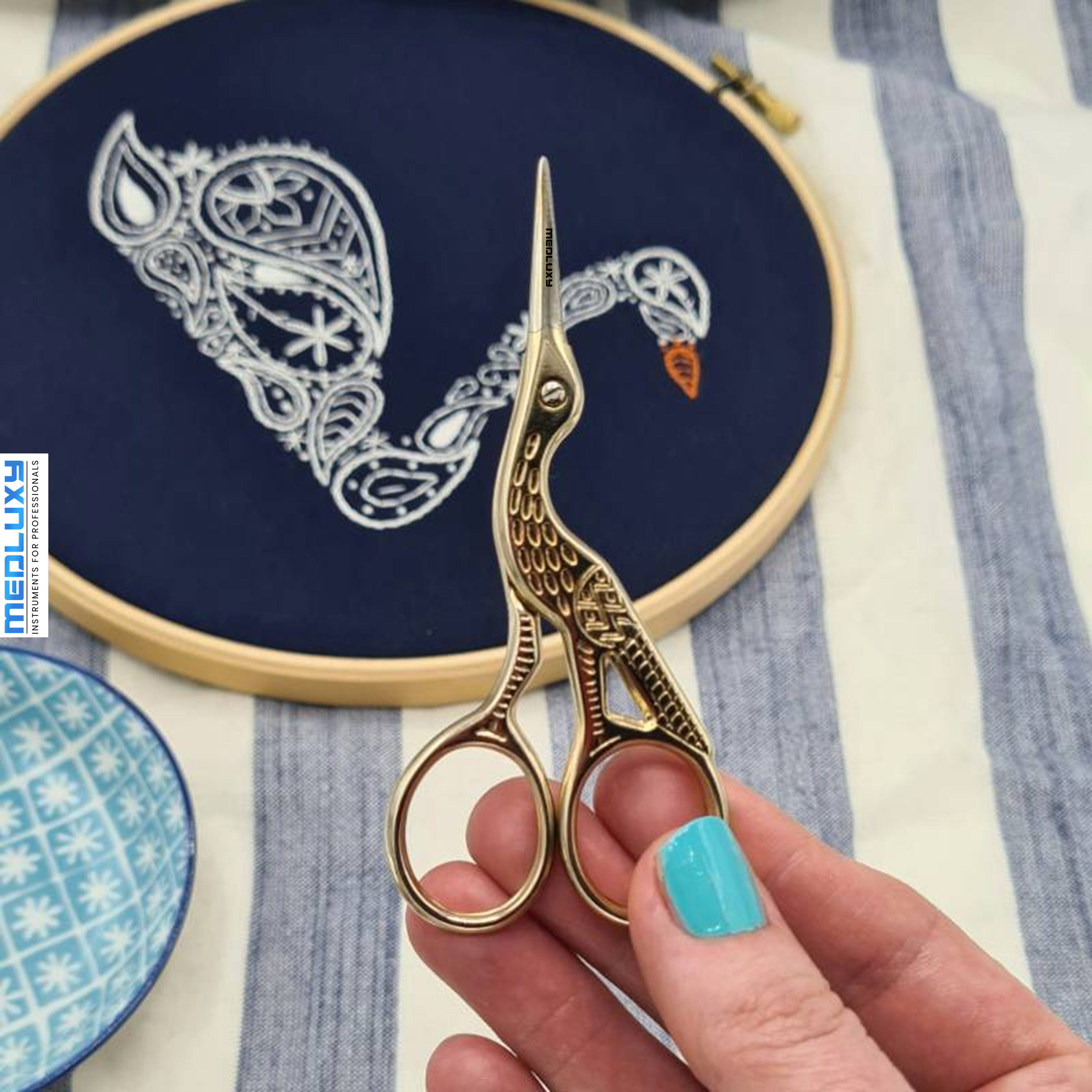 Medluxy - Borduurschaar - Ooievaar Motief