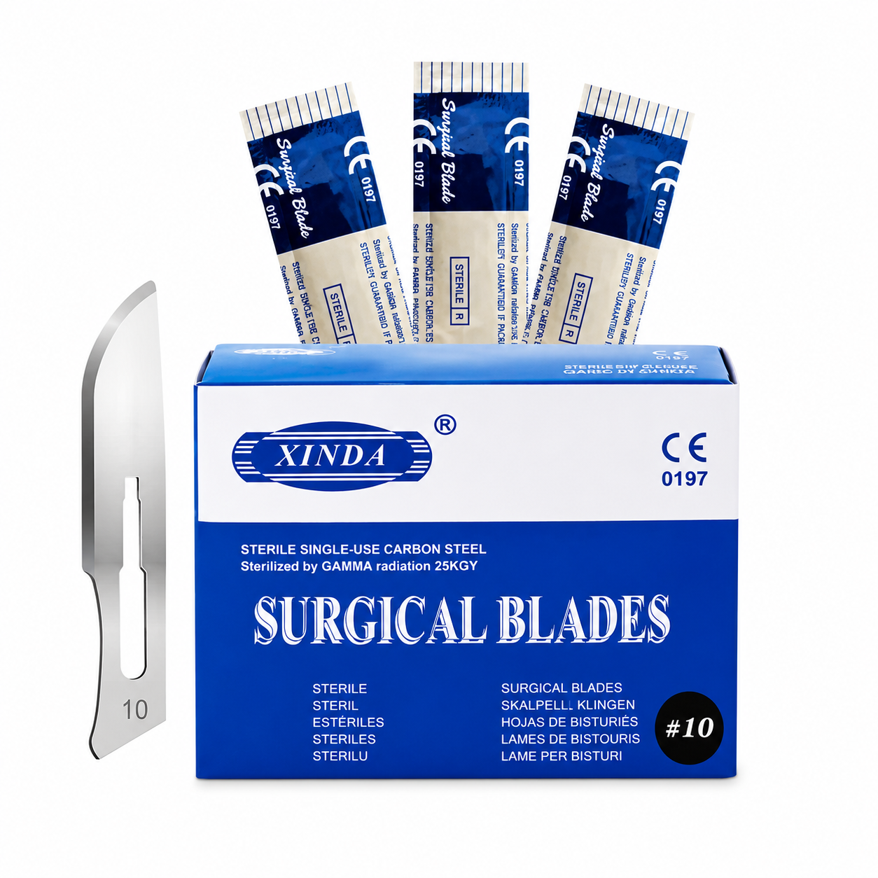 Doos met 100 Xinda Surgical Blades nummer 10 van carbon stainless steel, per stuk steriel verpakt in aluminiumfolie.